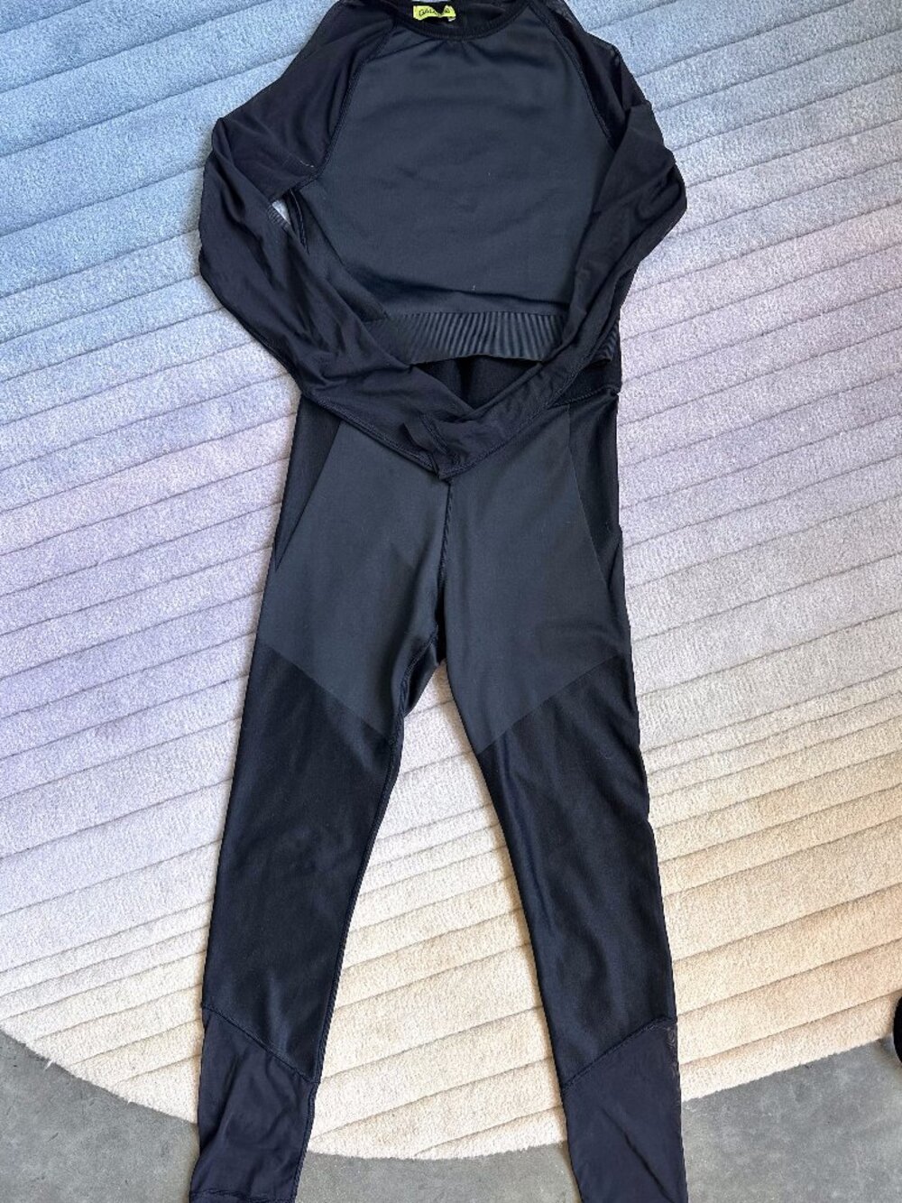 Gauge81 Black Mesh Long-Sleeve Crop + Paneled Leggings Set